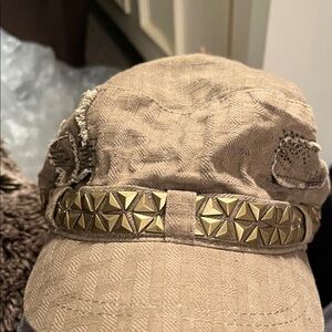 David and Young Studded Beige Cap